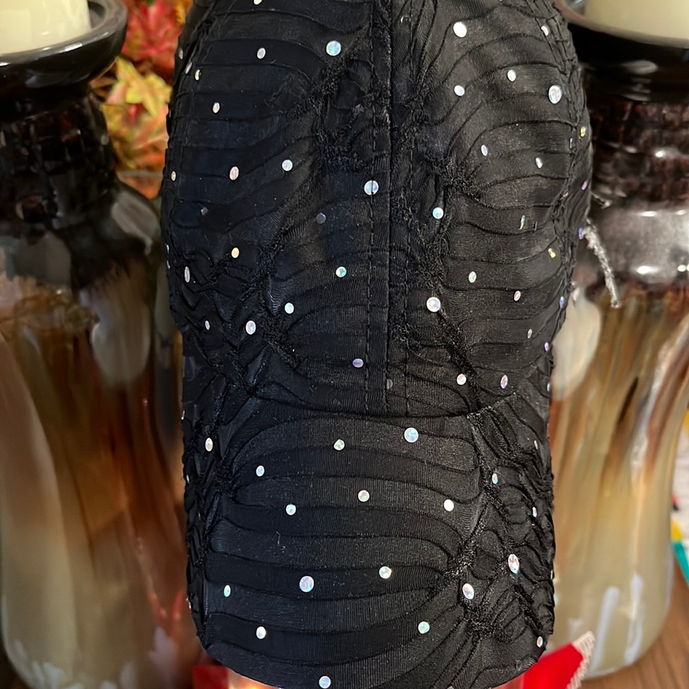 Black beautiful cap